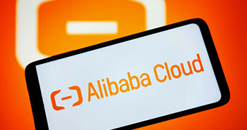 das Logo von Alibaba auf einem Smartphone-Display